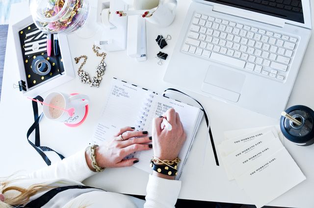 Як на нас впливає постійна робота в офісі - фото 426246