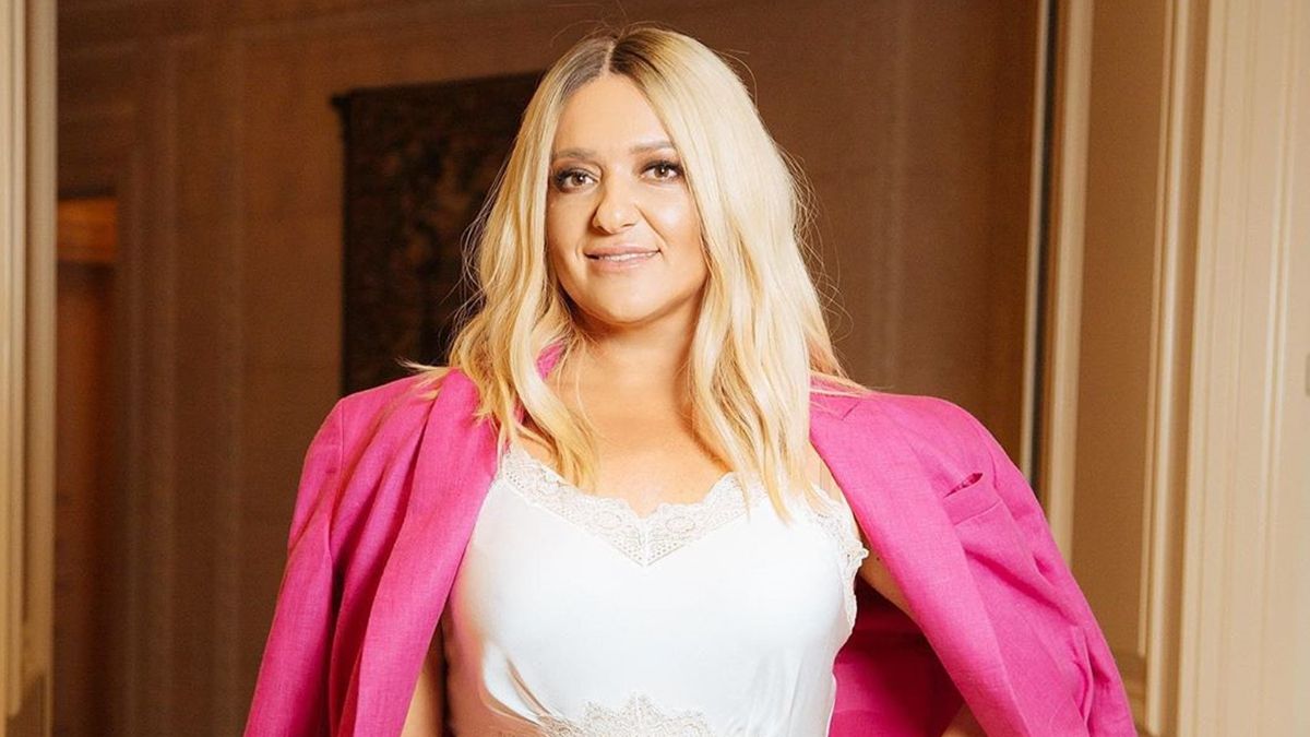 Наталя Могилевська похизувалася стрункою фігурою в спокусливому образі