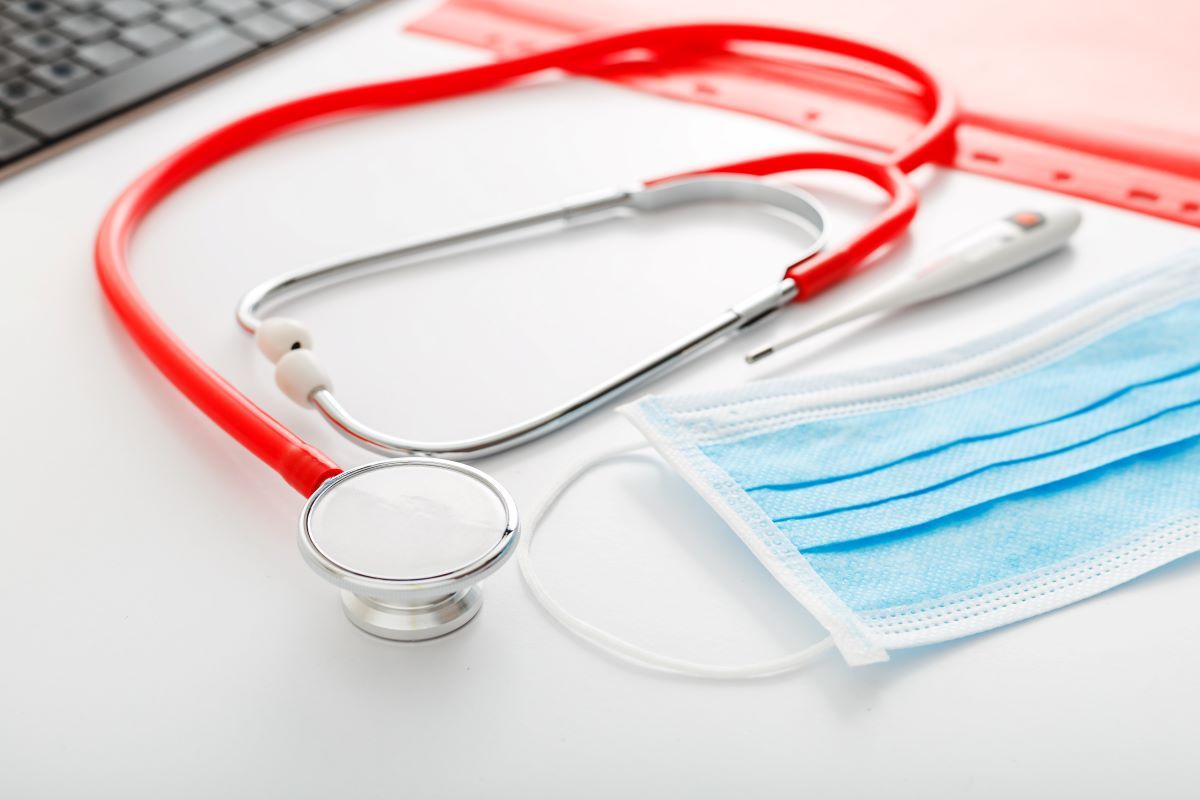 Як віра в теорію змови вплине на пандемію COVID-19: цікаве дослідження