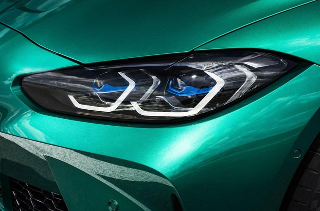 Гігантські ніздрі та механіка: BMW представила нові M3 та M4 - фото 426996