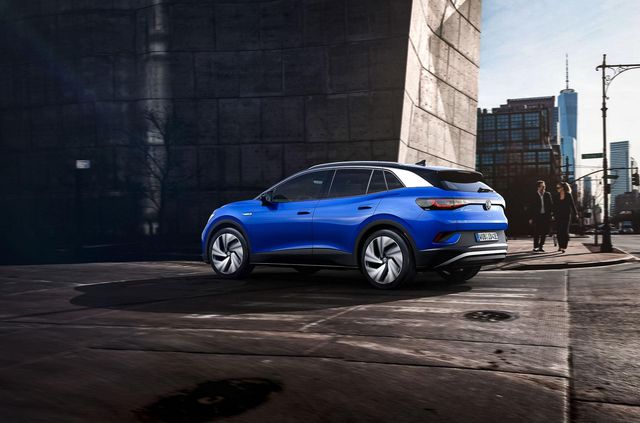 Представлений Volkswagen ID.4: він здатний проїхати 520 кілометрів на одному заряді - фото 427268