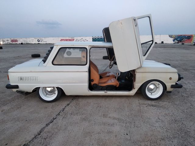 В Україні відтюнінгували Запорожець у стилі Lamborghini: фото - фото 427312