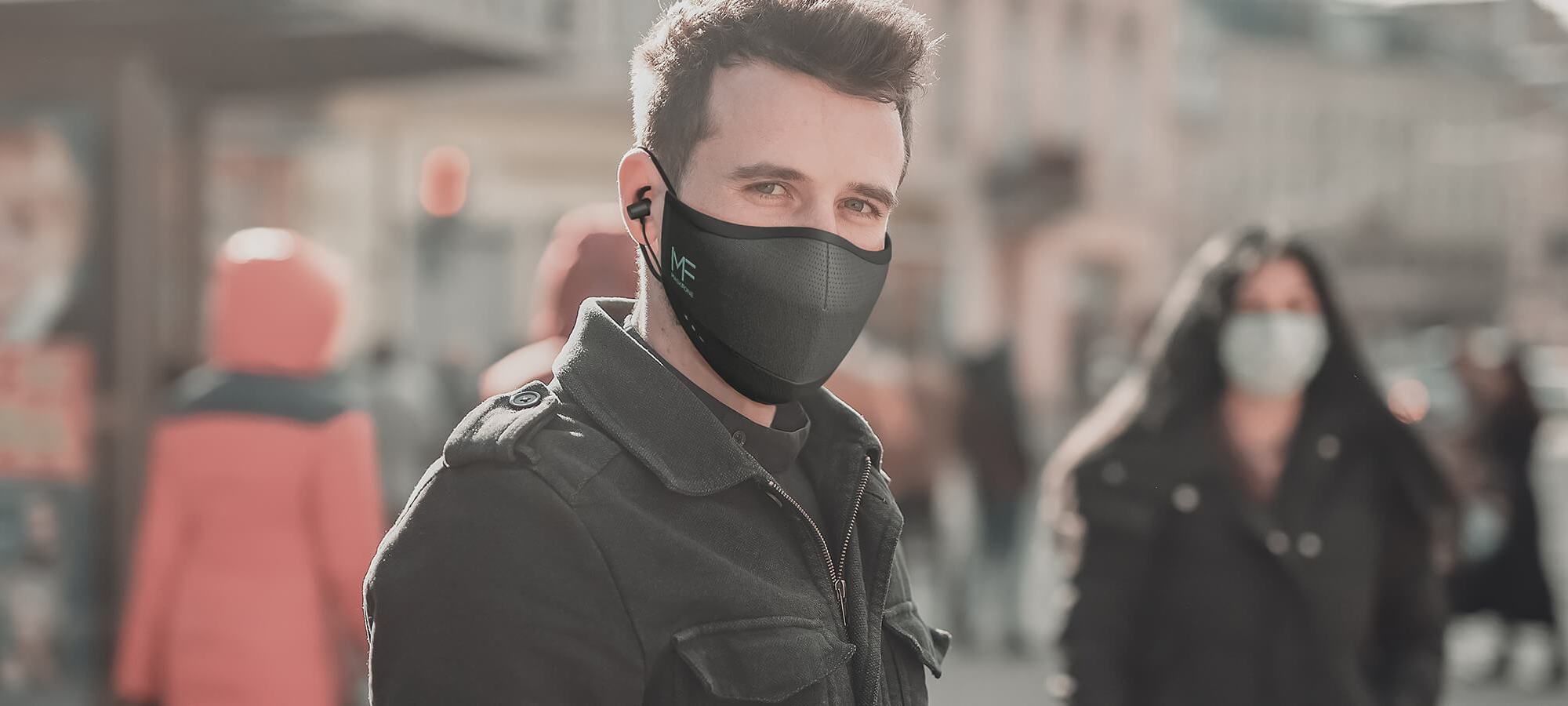 Створено захисну маску, яка водночас є безпровідними навушниками