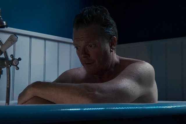 Вісім пісень з ізоляції: українець знявся в опері від Apple, знятій на iPhone - фото 427493