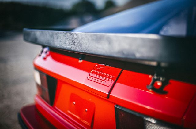 Рідкісний 39-річний Porsche пустять з молотка: усього випустили 15 екземплярів цього авто - фото 427517