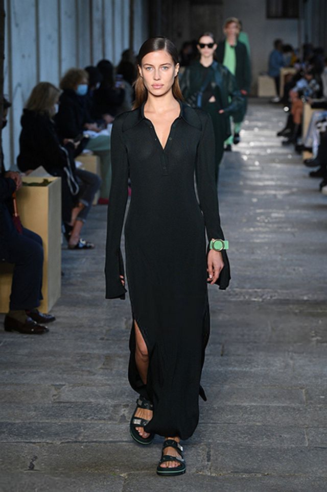 Нову кохану Бреда Пітта називають копією Ірини Шейк: порівняйте самі - фото 427683