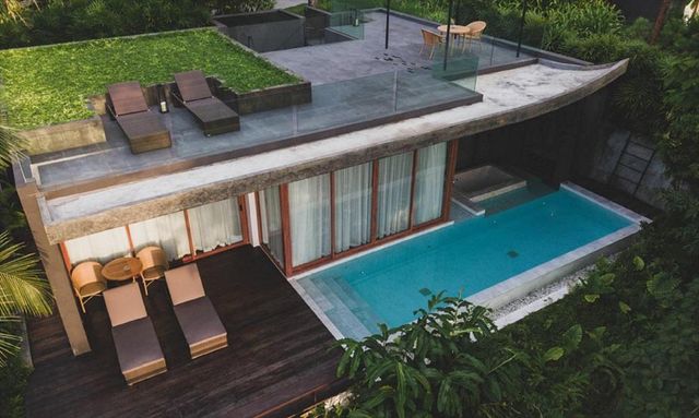 Мандрівнику загрожує два роки в'язниці за негативний відгук про готель - фото 427815