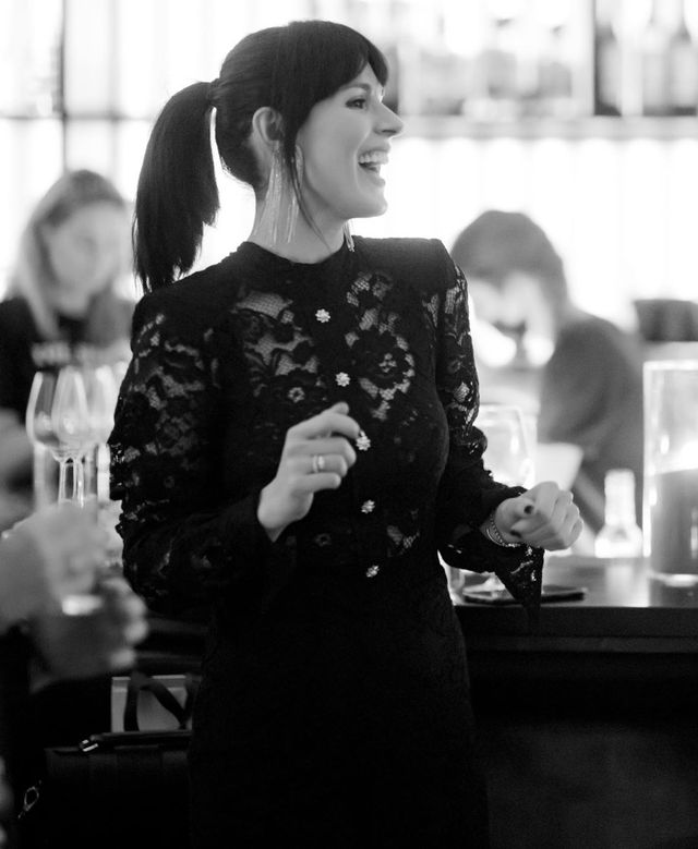 Маша Єфросиніна розбурхала мережу спокусливим образом у повністю прозорій сукні - фото 427869