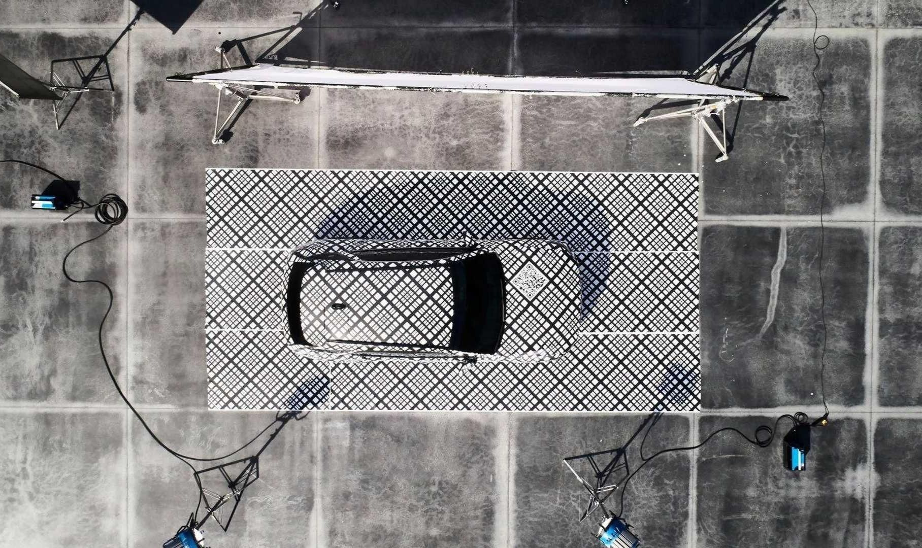 Genesis показав довгоочікуваний кросовер GV70 на фотографіях