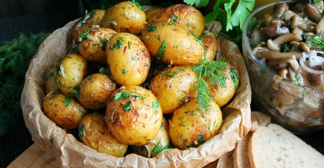 Шість способів отримати максимум користі зі споживання картоплі - фото 428088