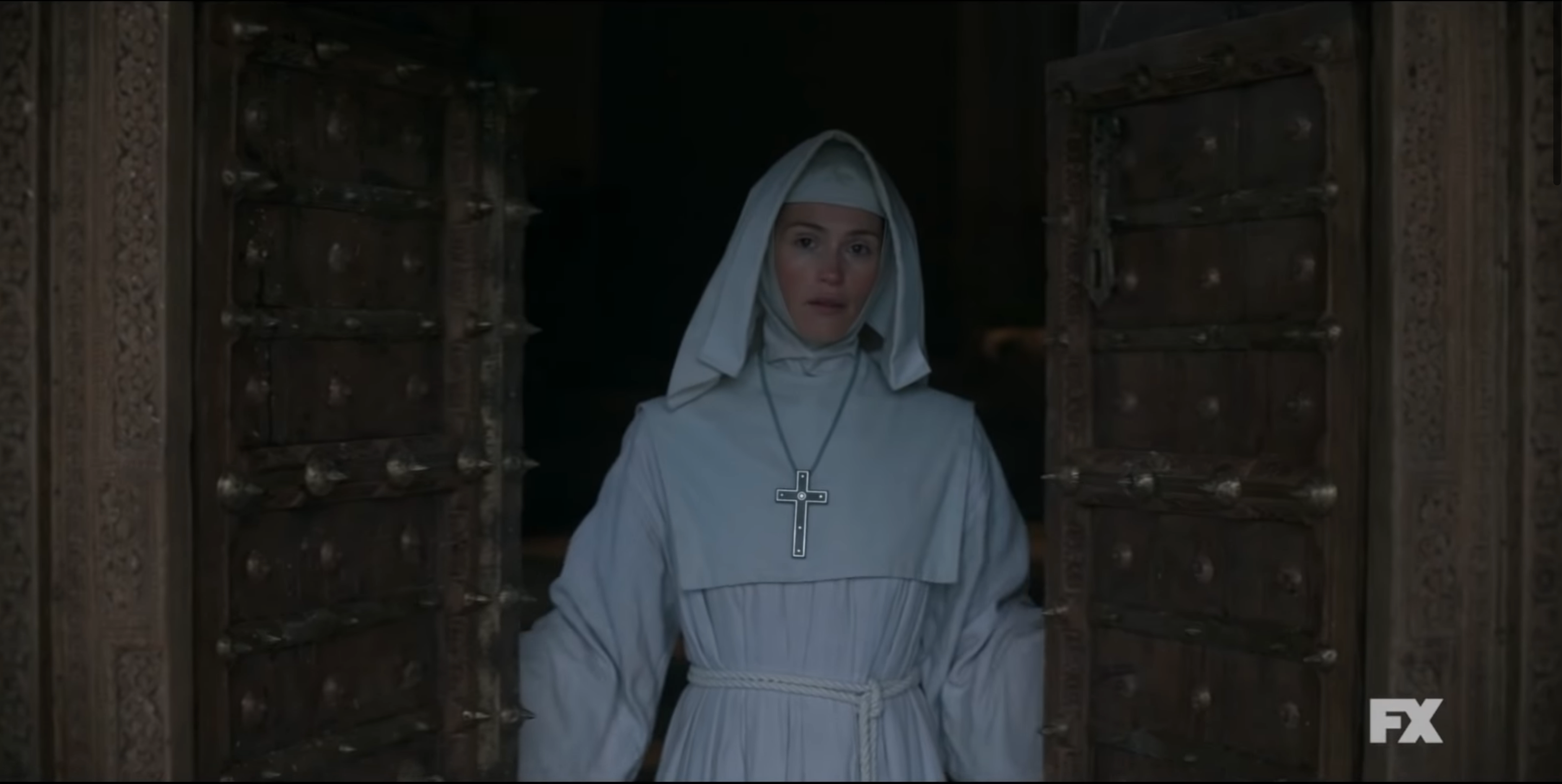 Чорний нарцис: дивіться трейлер серіалу про еротичні фантазії монахині