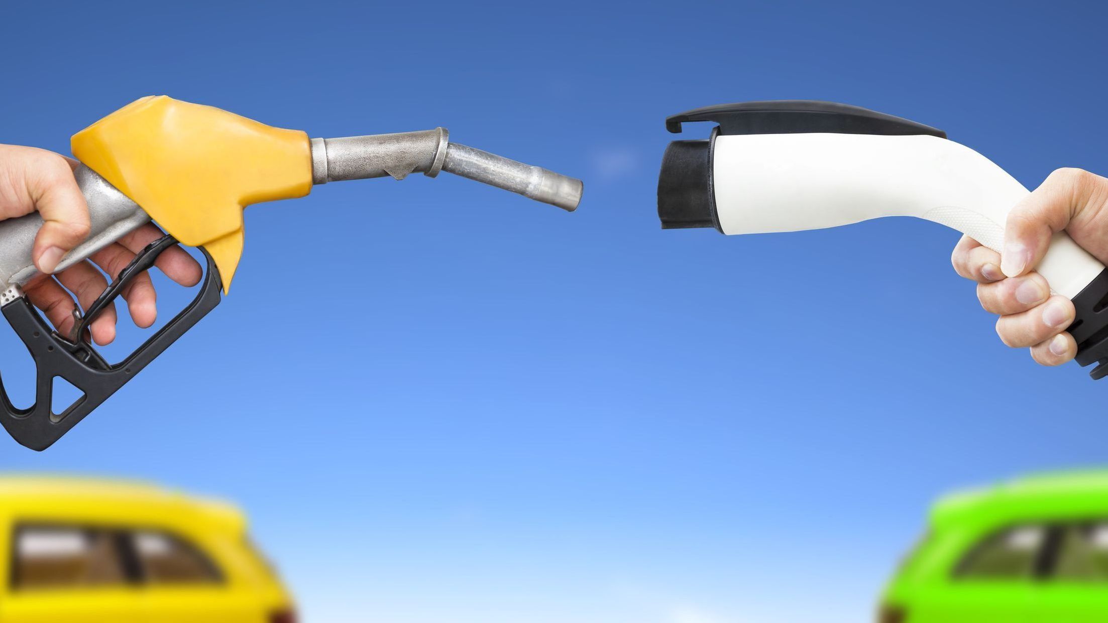 Електромобілі та авто з паливом порівняли за вартістю ремонту і обслуговування