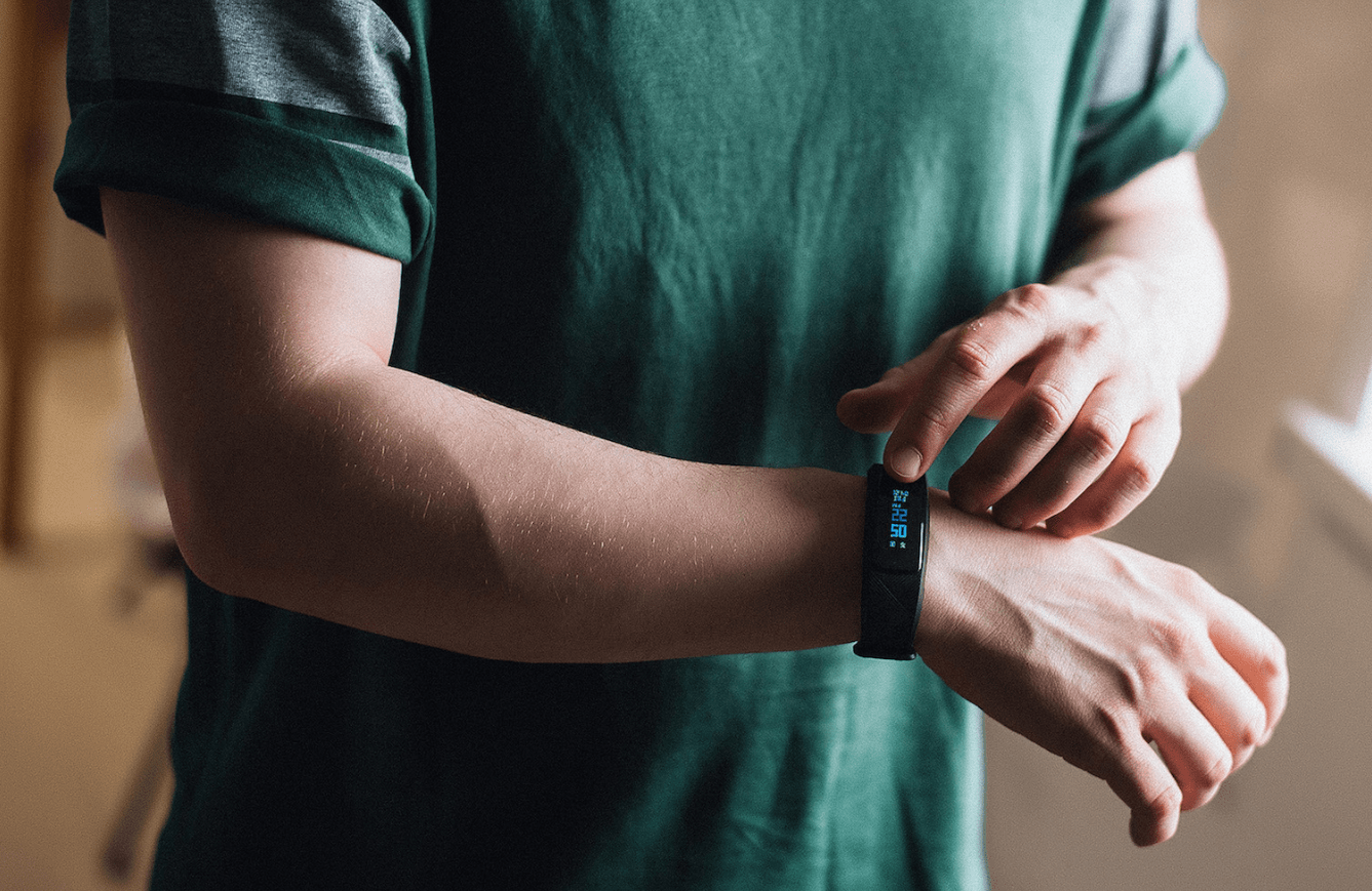 Регулярне вимірювання пульсу може показати появу проблем із серцем - фото 1