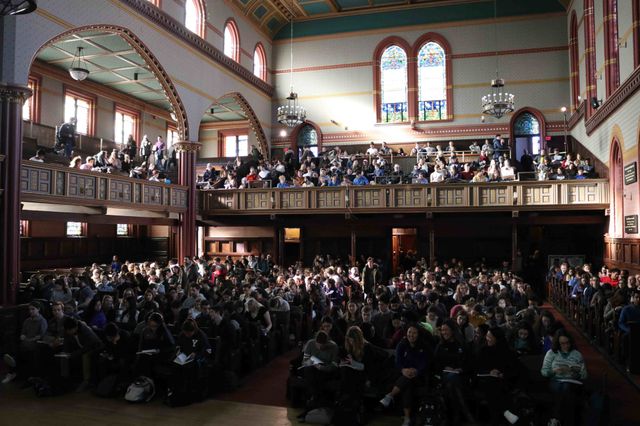 Єльський університет виклав у вільний доступ свій найпопулярніший онлайн-курс - фото 429044