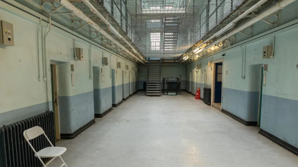 Британії туристам пропонують стати в'язнями на ніч - фото 1