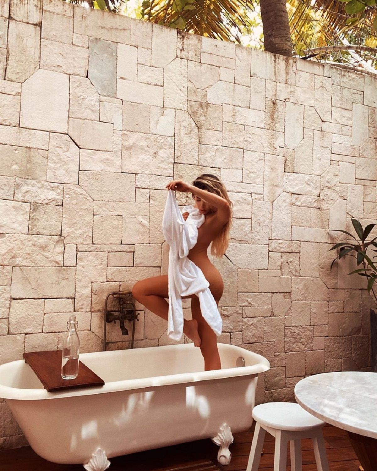 Найгарячіші фото тижня від  моделей, які не соромляться роздягатись (18+) - фото 1