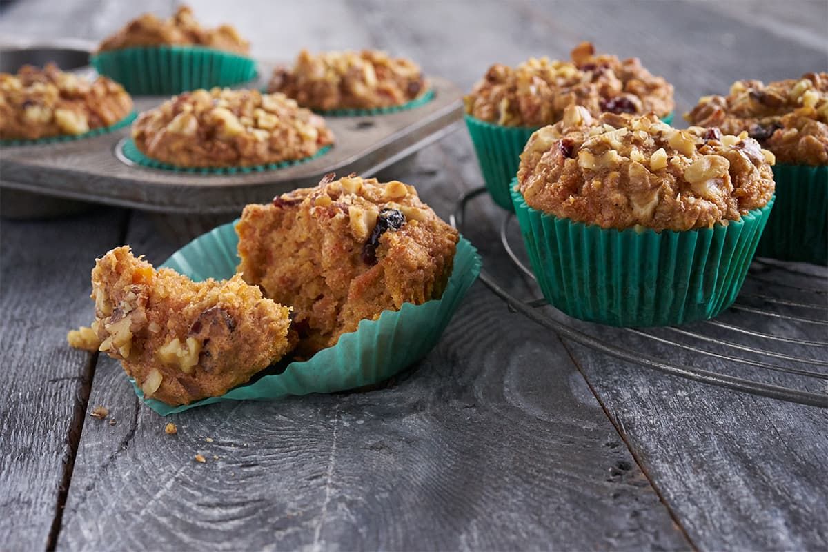 Простий рецепт морквяних маффінів з фото