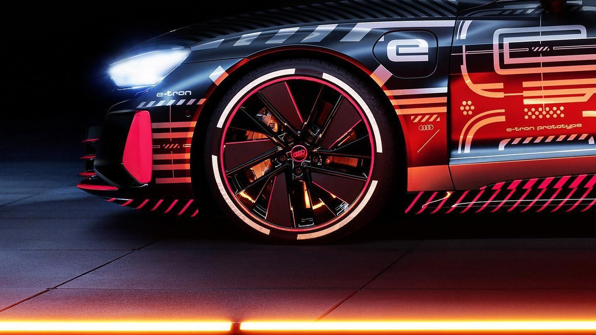 Audi e-tron GT відрізнятиметься від прототипу, який показали у 2018 році - фото 1