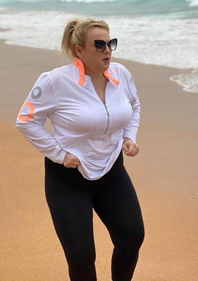 Зірка Ідеального голосу Ребел Вілсон схудла на десятки кілограмів: фото до і після - фото 429488