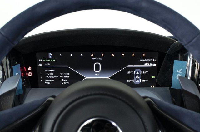 Суперкар McLaren Speedtail з'явився у продажу: його ціна шокує - фото 429554