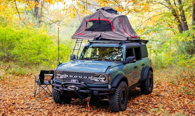 У продажі з'явиться нова версія Ford Bronco, яка сподобається мандрівникам - фото 429703