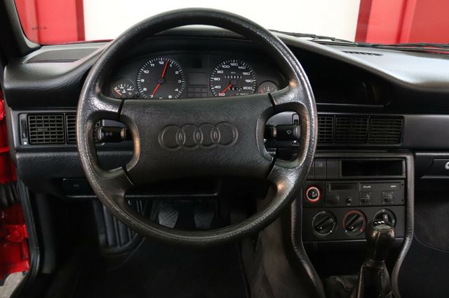 Audi 100 з пробігом 7 тисяч км виставили на продаж за Logan - фото 429883