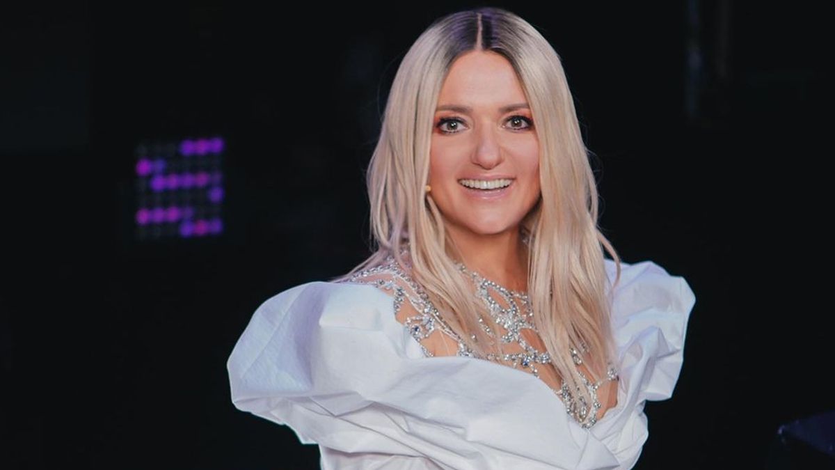 Наталя Могилевська засвітила екстремальне декольте без білизни: гаряче фото