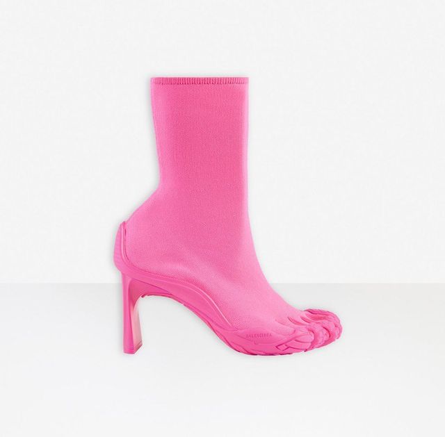 Balenciaga, тільки не це! Бренд створив взуття на п'ять пальців - фото 430408