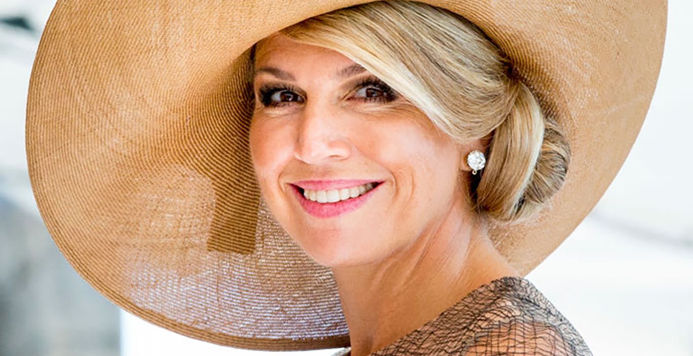 Королева Нідерландів прогадала з вибором сукні, обробленої стеклярусом