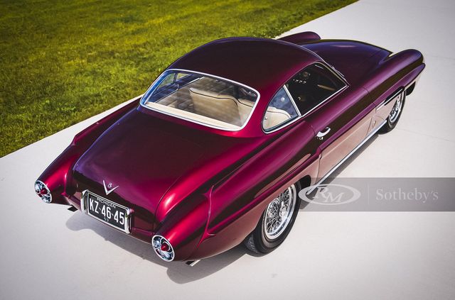 67-річний Fiat творця Chevrolet Corvette пустять з молотка за шалену суму - фото 430649