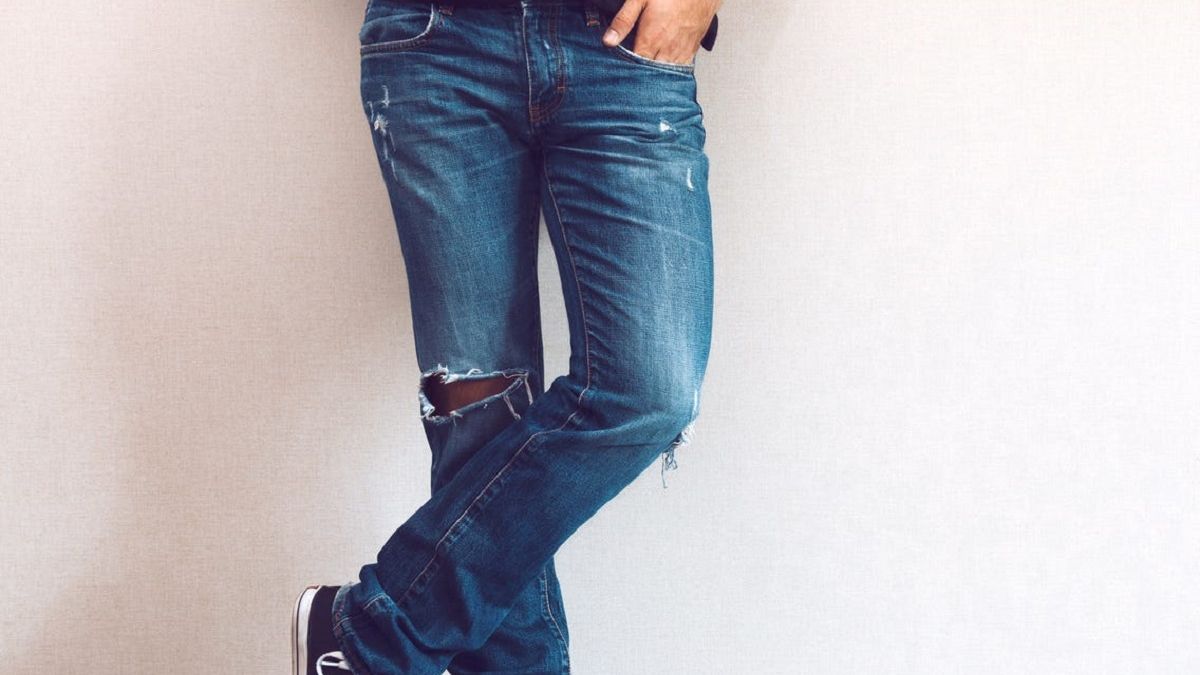 Популярні бренди та виробники деніму спростували необхідність прати джинси