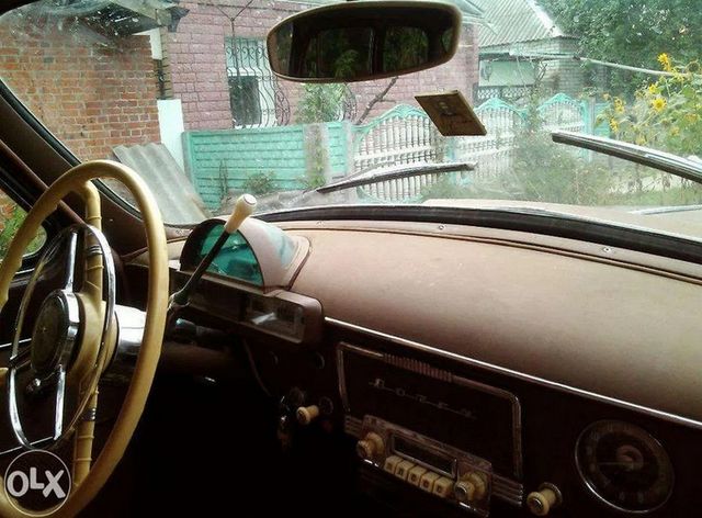 В Україні виставили на продаж Волгу за ціною спорткара - фото 430983