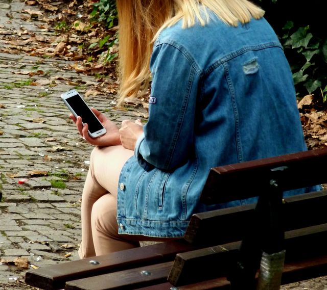 Прості поради, як читати новини і залишатись щасливим - фото 431028