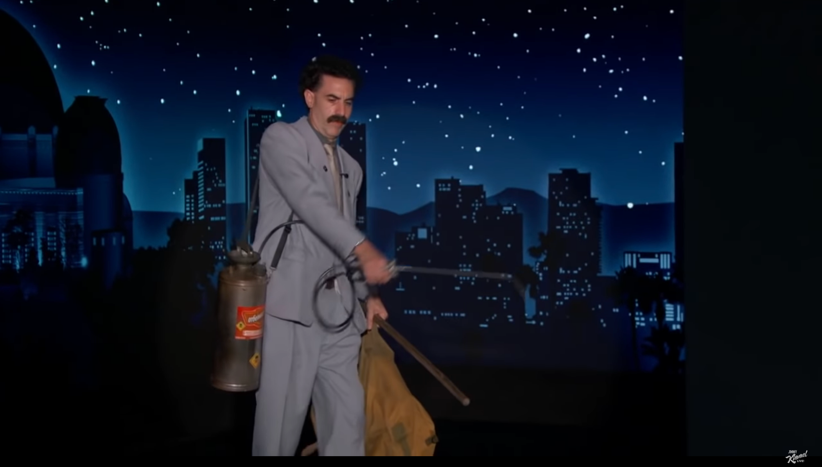 Борат залишив Джиммі Кіммела без штанів під час інтерв'ю: кумедне відео