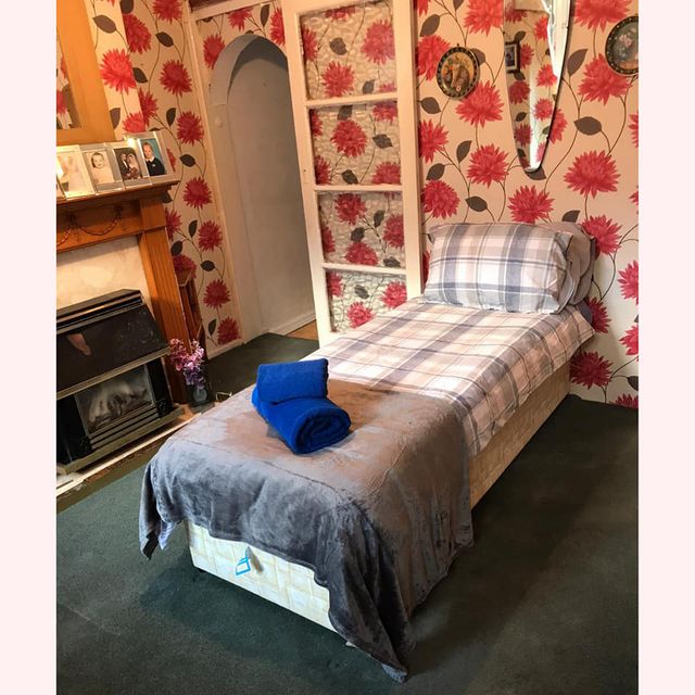 Прибирання у пеклі: клінінгова служба показала будинок вдівця до і після - фото 431381