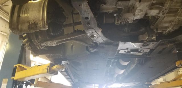 Чому не можна буксирувати машину з автоматичною коробкою передач: промовисті фото - фото 431586