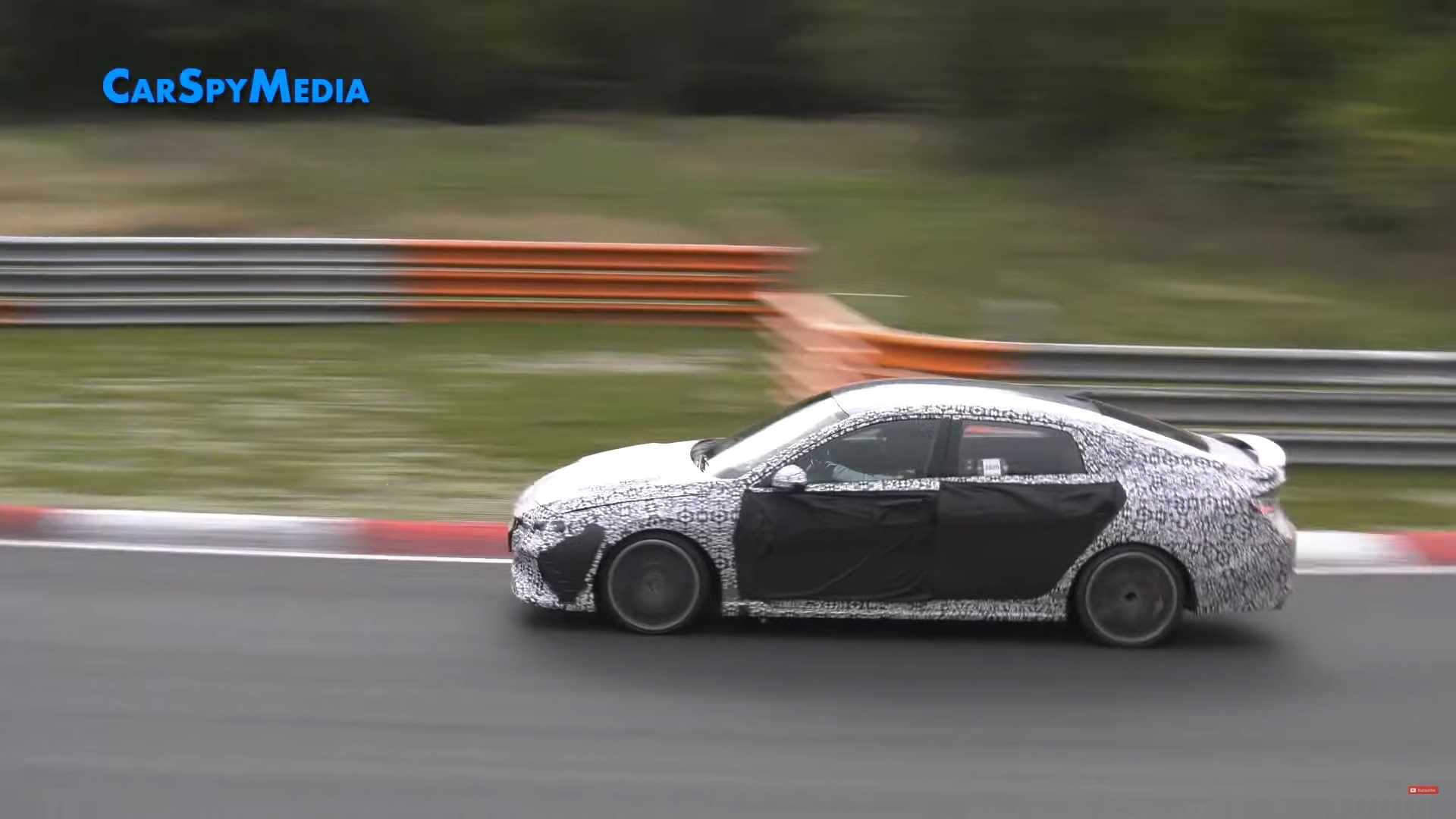 Найшвидшу Hyundai Elantra випробували у Нюрбургринзі: відео