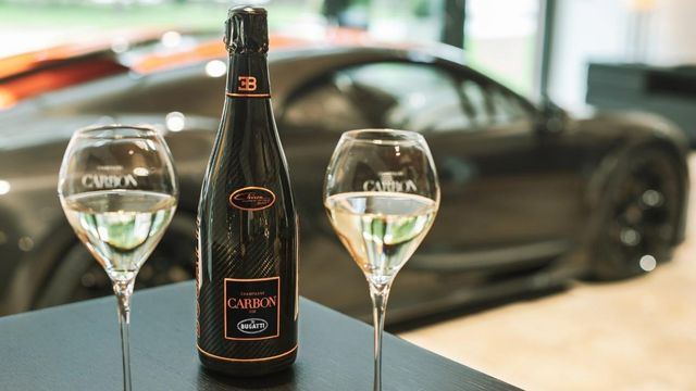 Bugatti випустила шампанське: його присвятили торішньому рекорду - фото 431762