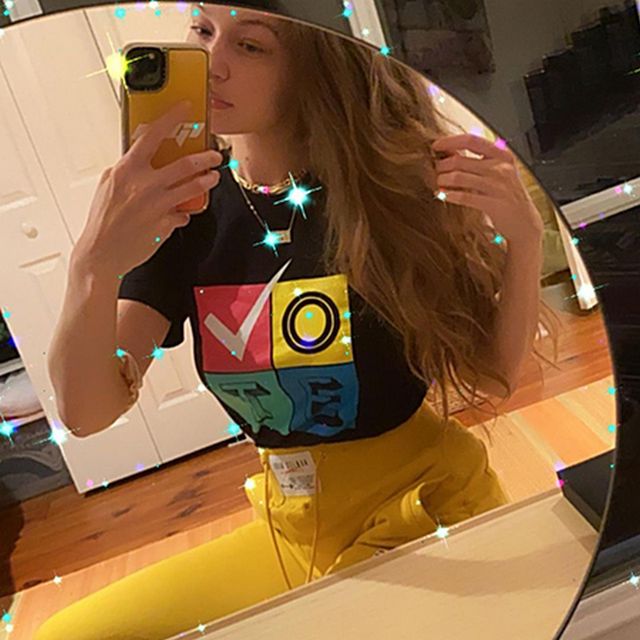 Джіджі Хадід похвалилася фігурою через місяць після пологів - фото 432079