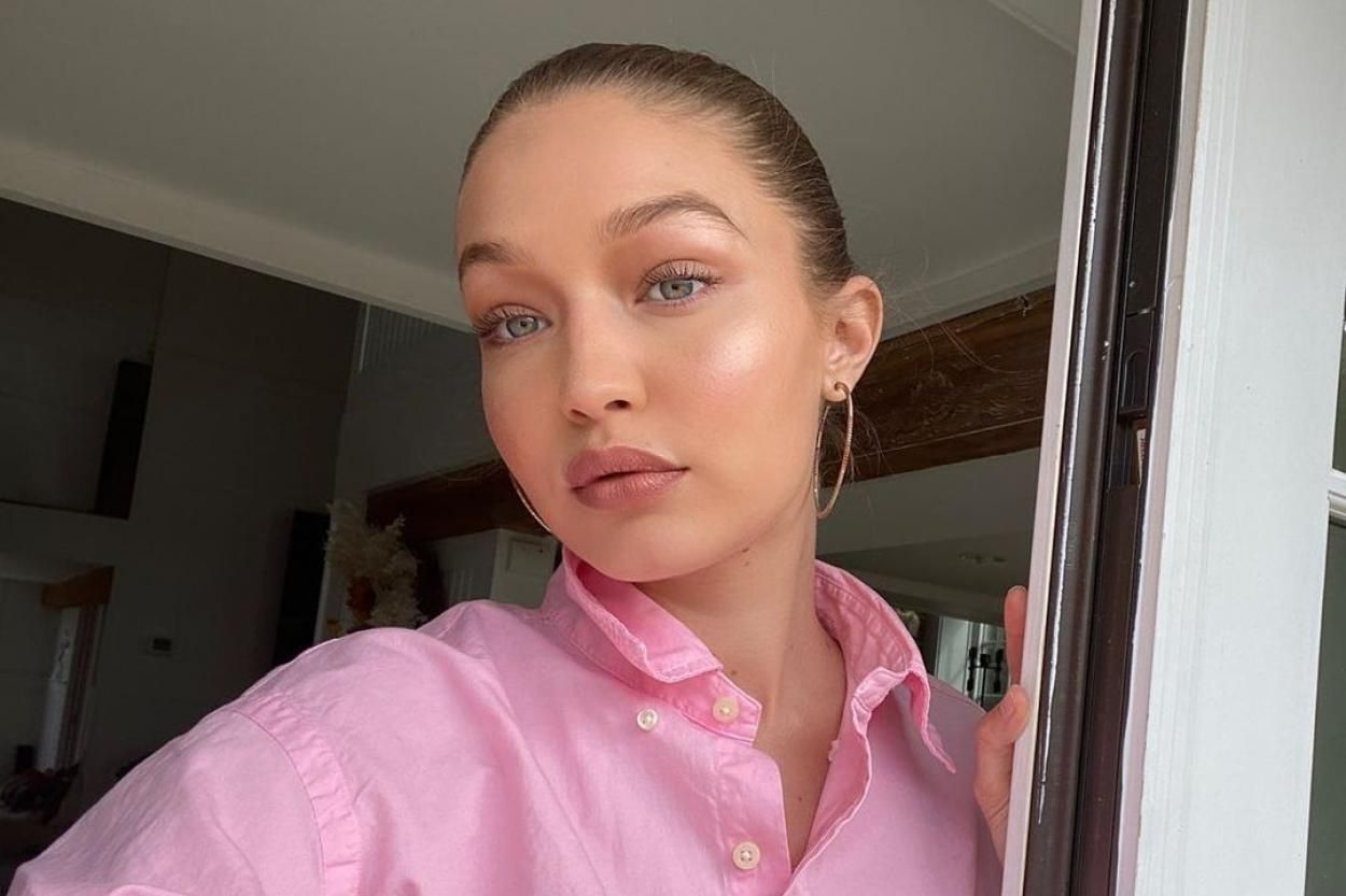 Джіджі Хадід похвалилася фігурою через місяць після пологів