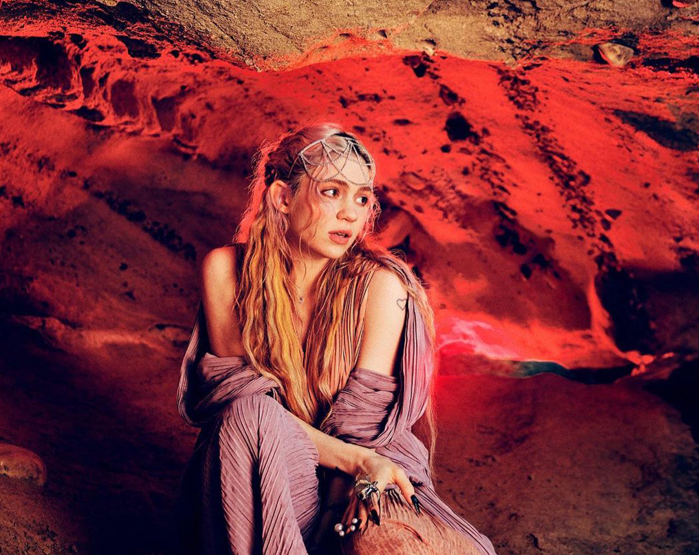 Кохана Ілона Маска випустила AI-колискову AI Lullaby