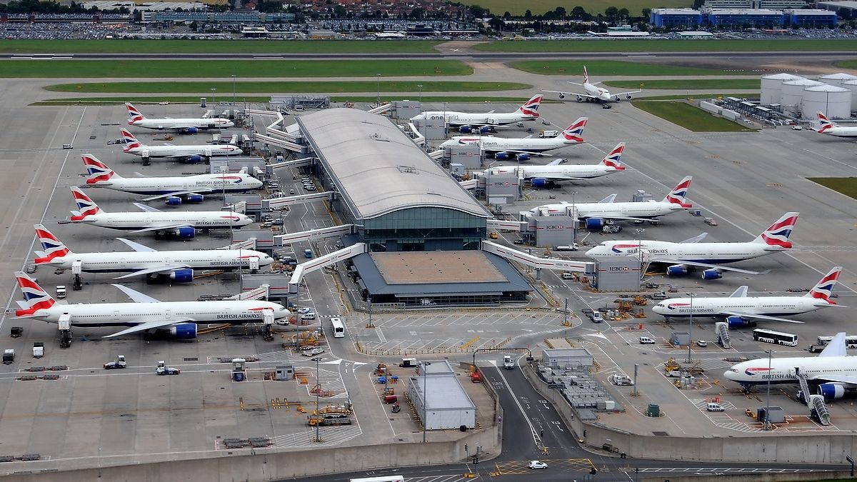 Лондонський аеропорт "Хітроу" перестав бути найбільшим у Європі: з'явився новий лідер