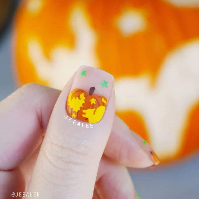 Манікюр на Хеловін 2020: модні тренди дизайну нігтів у фото - фото 432527