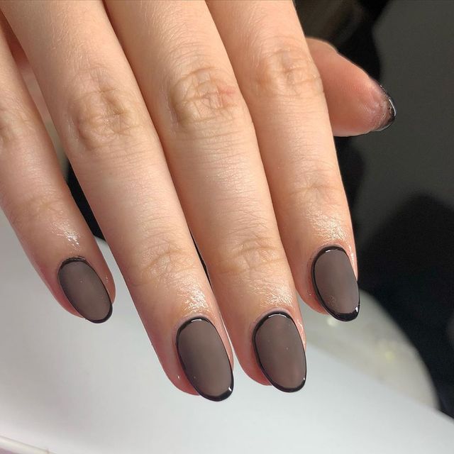 Манікюр на Хеловін 2020: модні тренди дизайну нігтів у фото - фото 432536