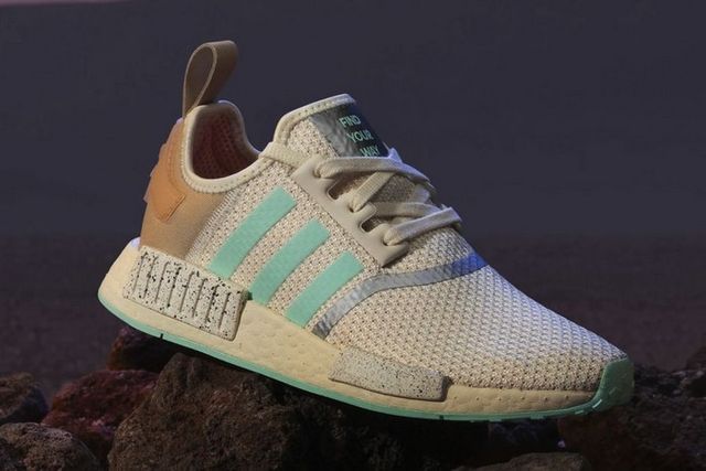 Adidas присвятили нові кросівки малюкові Йоді - фото 432561