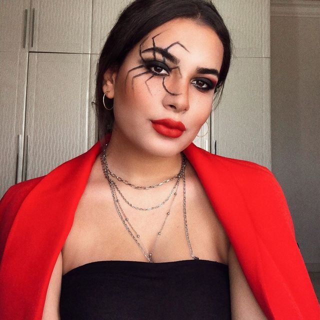 Макіяж на Хеловін 2020: ідеї мейкапу та фото гриму в домашніх умовах - фото 432626
