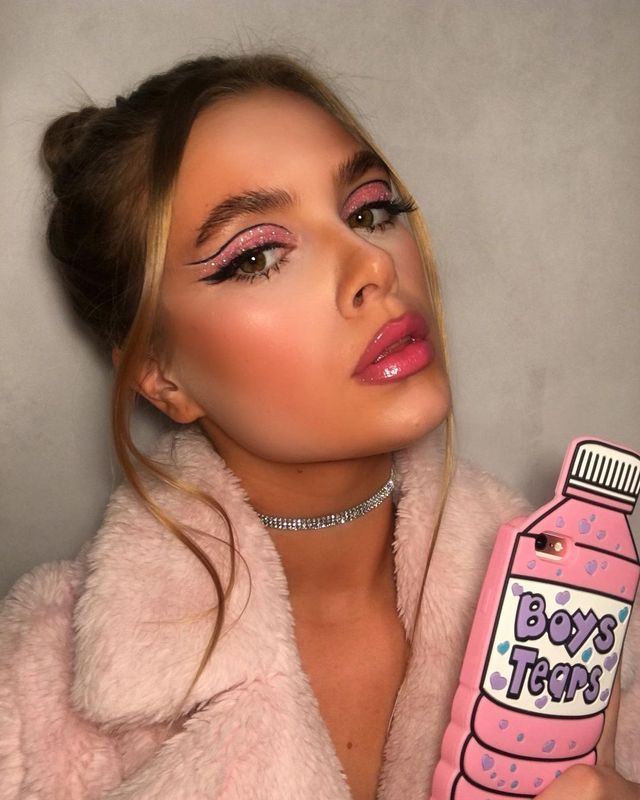 Макіяж на Хеловін 2020: ідеї мейкапу та фото гриму в домашніх умовах - фото 432647