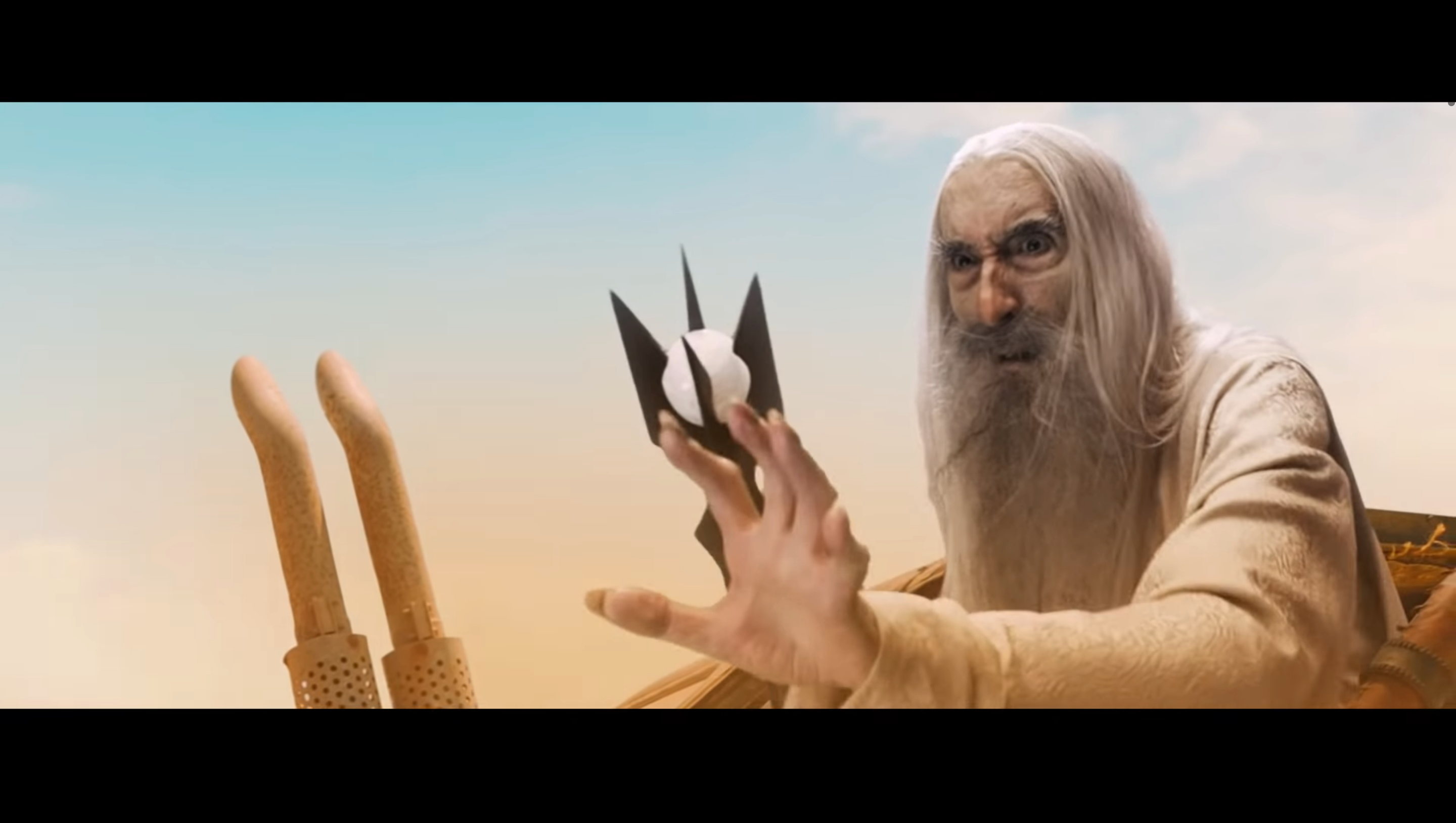 Що буде, якщо поєднати Хоббіта та Шаленого Макса: кумедне відео