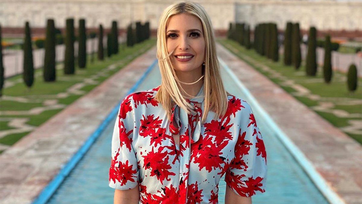 Іванка Трамп показала, який верхній одяг зараз у моді
