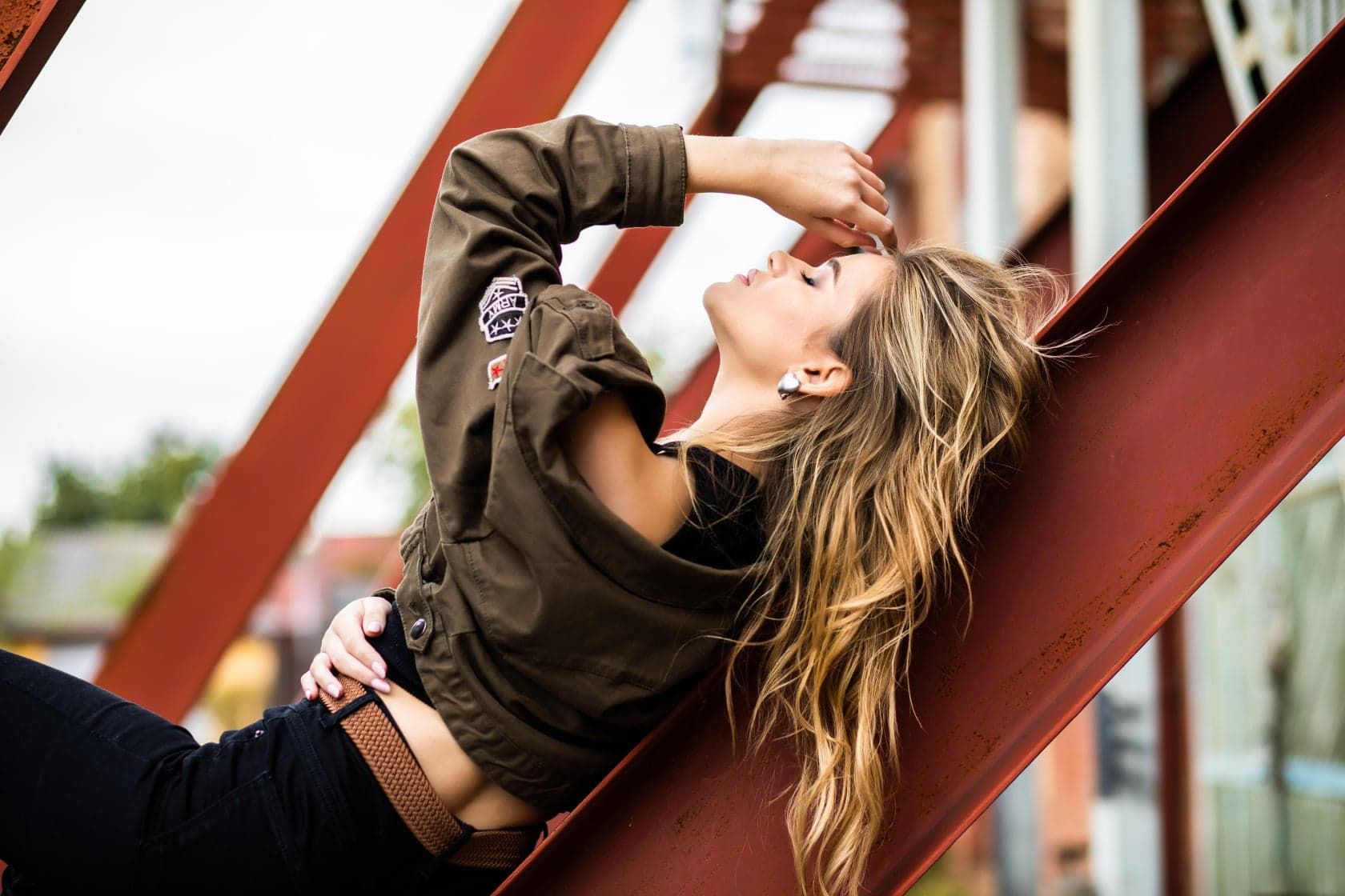 SOWA – Лате: дивіться спокусливий кліп молодої української співачки